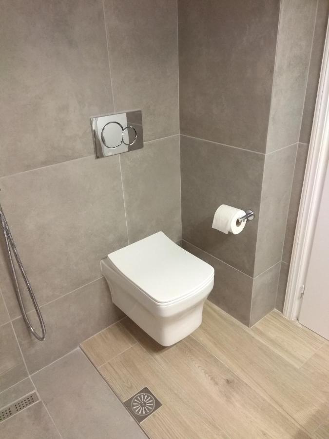 Ariadni Rooms & Apartments Ermupoli Zewnętrze zdjęcie