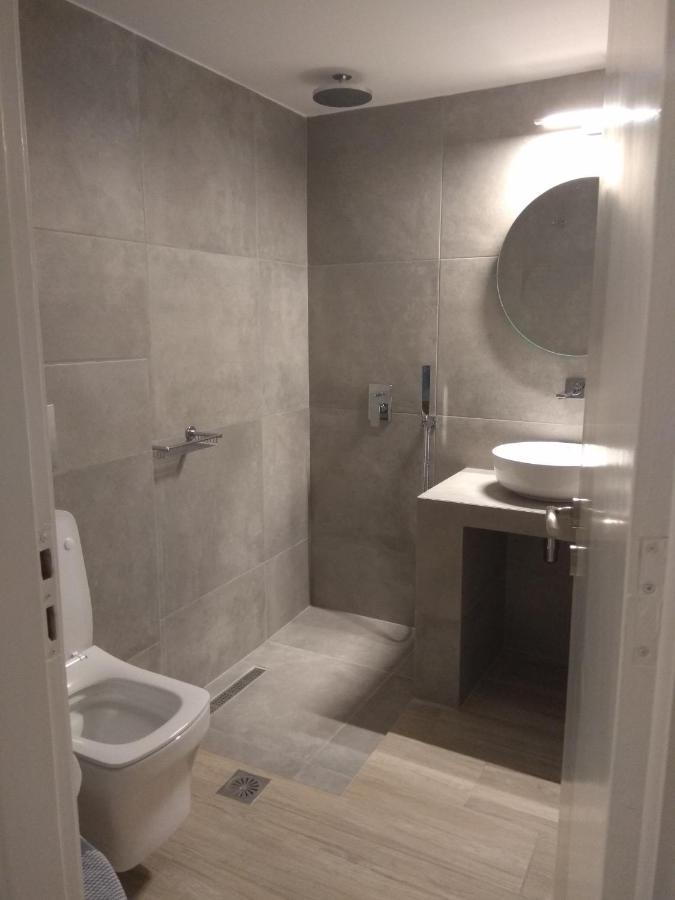 Ariadni Rooms & Apartments Ermupoli Zewnętrze zdjęcie