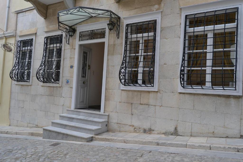 Ariadni Rooms & Apartments Ermupoli Zewnętrze zdjęcie